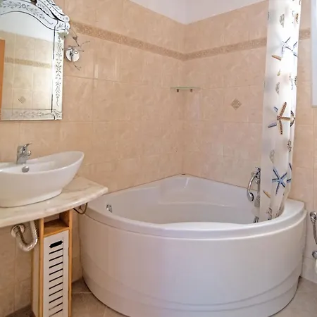 Appartement Chrysa Sea View - Kapodistrias Hill Mantouki